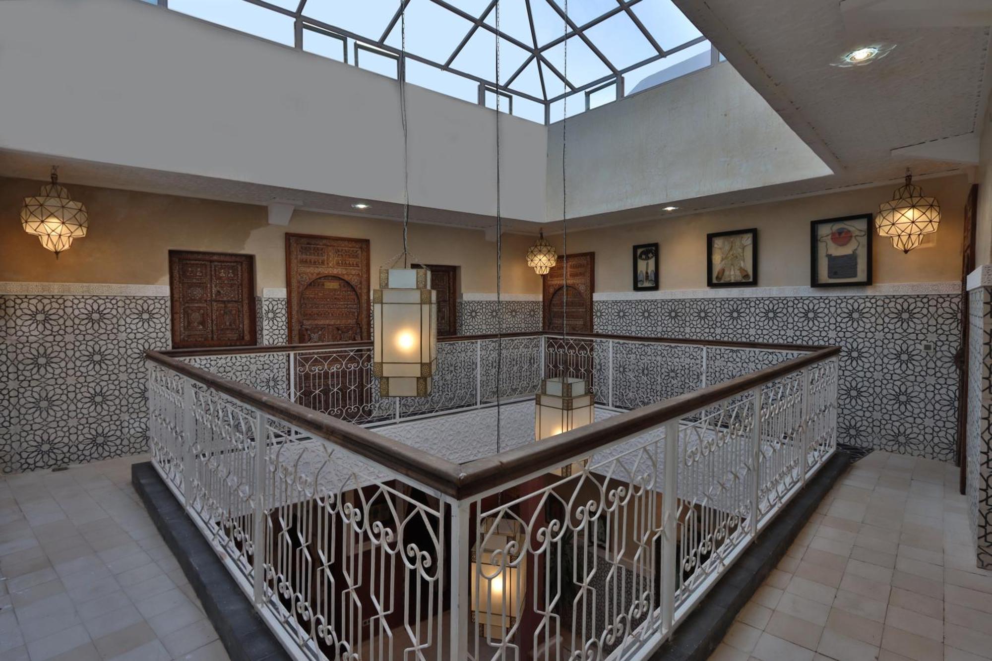 Riad La Fayette Bed & Breakfast มาร์ราเกช ภายนอก รูปภาพ